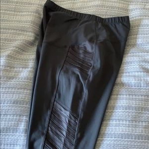 Maternity Moto 7/8 length compression leggings